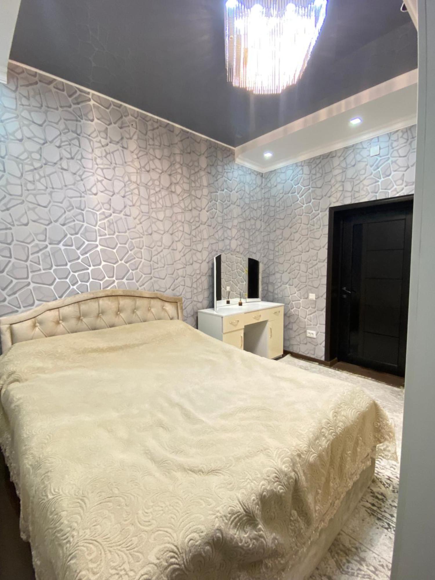 Guest House Glover Каракол Екстер'єр фото